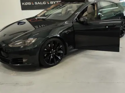 Foto af Tesla Model S