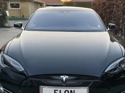 Foto af Tesla Model S