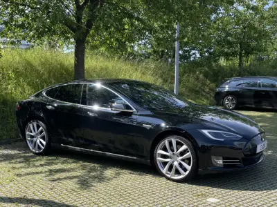 Foto af Tesla Model S