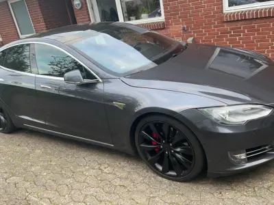 Foto af Tesla Model S