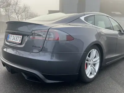 Foto af Tesla Model S