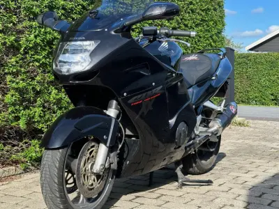 Foto af Honda Cbr 1100