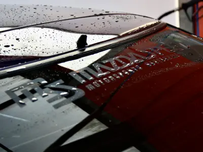Foto af Mazda 323