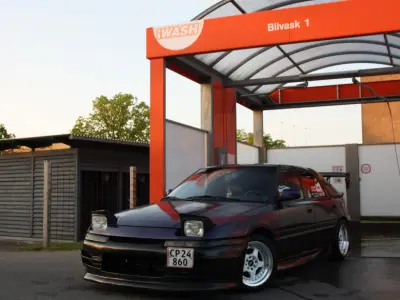 Foto af Mazda 323