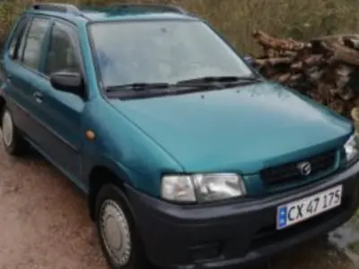 Foto af Mazda Demio