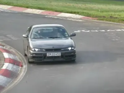 Foto af Nissan 200