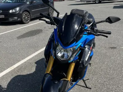 Foto af Suzuki Gsx-S750Al7