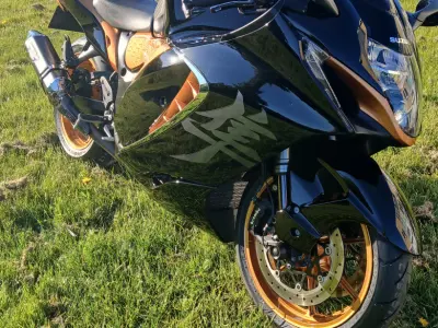 Foto af Suzuki Gsx1300Rrqm2