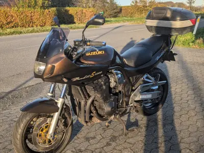 Foto af Suzuki Gsf