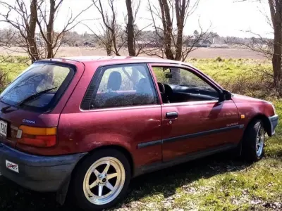 Foto af Toyota Starlet