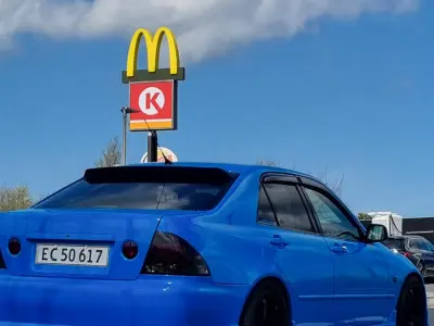 Foto af Lexus Is200