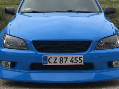 Foto af Lexus Is200