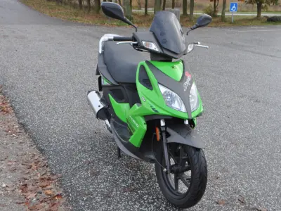 Foto af Kymco Super 8 125