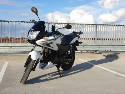 Foto af Honda Cbf125
