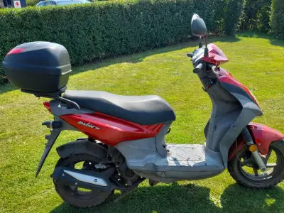 Foto af Sym Orbit 50