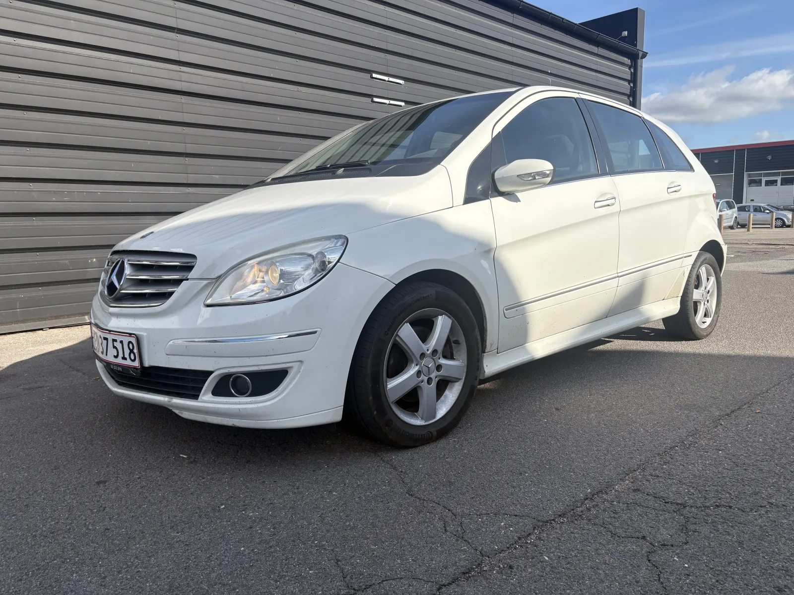 Mercedes B200