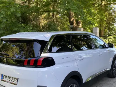 Foto af Peugeot 5008