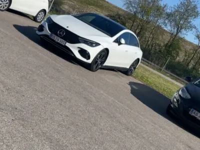 Foto af Mercedes-Benz Eqe