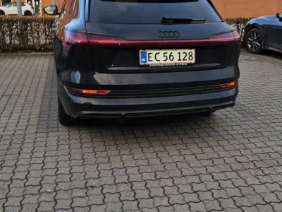 Foto af Audi E-Tron 55