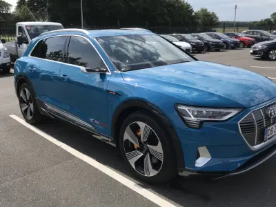 Foto af Audi E-Tron 55