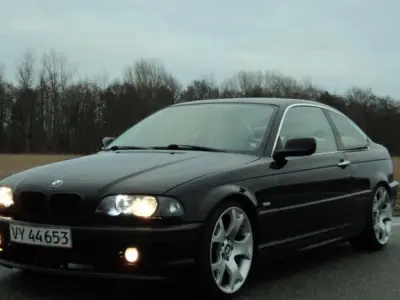 Foto af BMW 323
