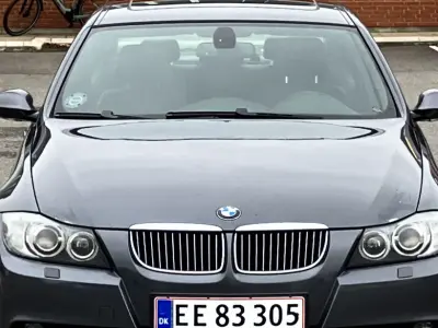 Foto af BMW 330