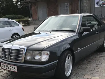 Foto af Mercedes-Benz 300