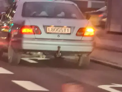 Foto af Mercedes-Benz E