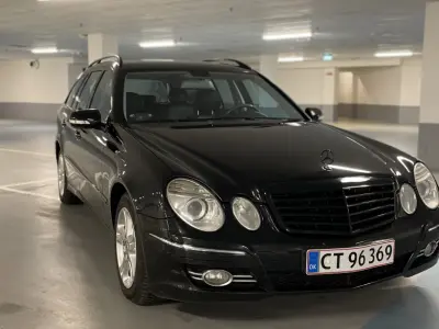 Foto af Mercedes-Benz E 320