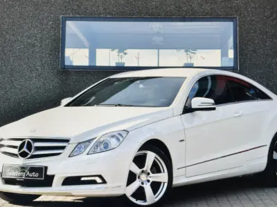 Foto af Mercedes-Benz E-Coupe