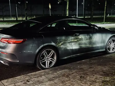 Foto af Mercedes-Benz E 400 4Matic