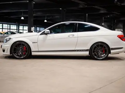 Foto af Mercedes-Benz C63 AMG