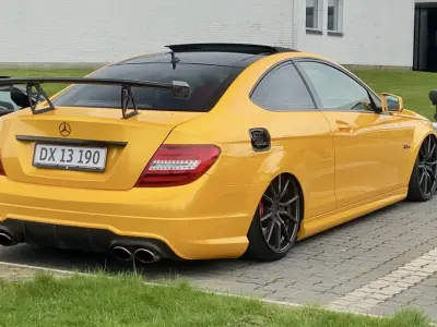 Foto af Mercedes-Benz C63 AMG
