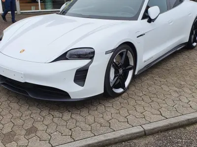 Foto af Porsche Taycan
