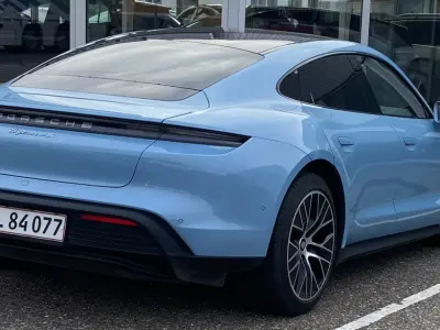 Foto af Porsche Taycan 4S
