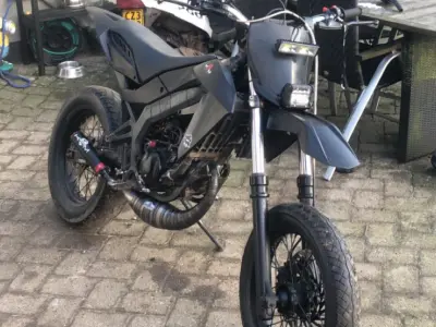 Foto af Aprilia -