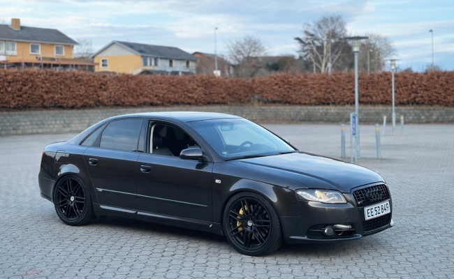Audi A 4 Limousine 1,8 T EE52849