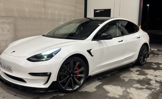 Tesla Model 3 Long Range Performance 4-dr Fixed Ratio EJ64456