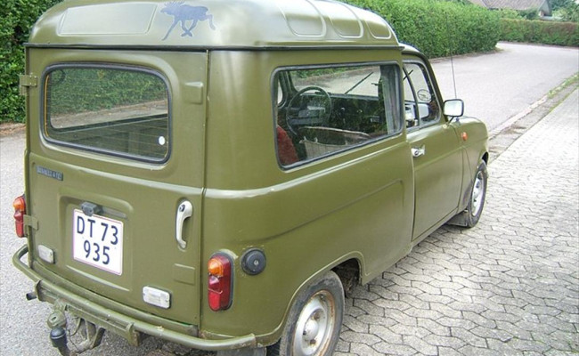 Renault 4 Van DT73935
