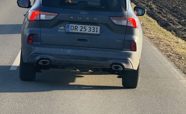 Ford Kuga 2.5 Plug-in Hybrid (225 Hk) Suv Fwd Cvt DR25331