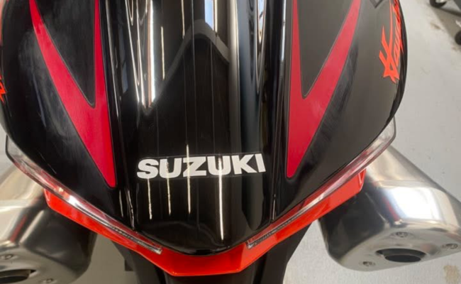 Suzuki Gsx1300rrqm4 1300 DW83353