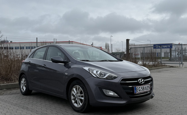 Hyundai I30 1.6 Crdi 5 Dørs Hatchback EG58635
