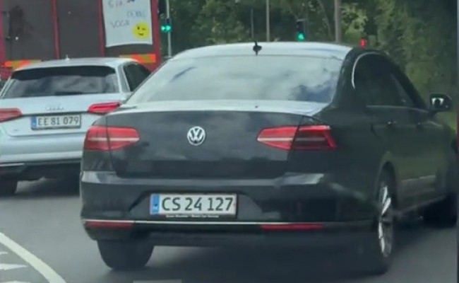 Volkswagen Passat 2,0 Tdi CS24127
