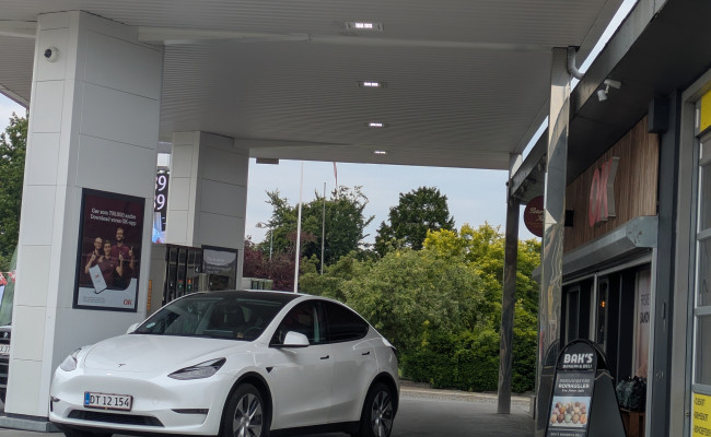 Tesla Model Y Long Range Dual Motor 378kw DT12154