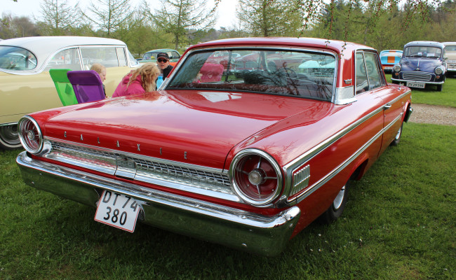Ford Galaxie 500 DT74380