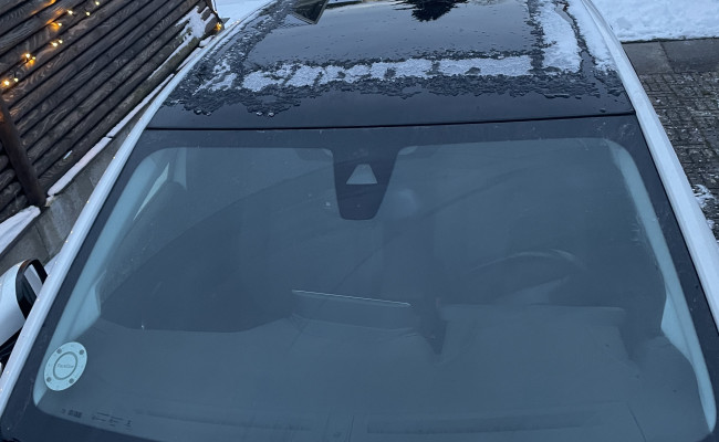 Peugeot 208 Puretech 100 5d CV81432