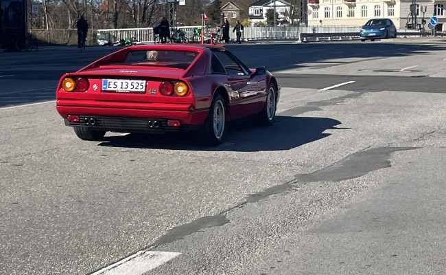 Ferrari 328 Gts ES13525