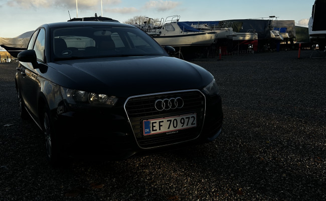 Audi A1 Sportback 1,6 Tdi EF70972