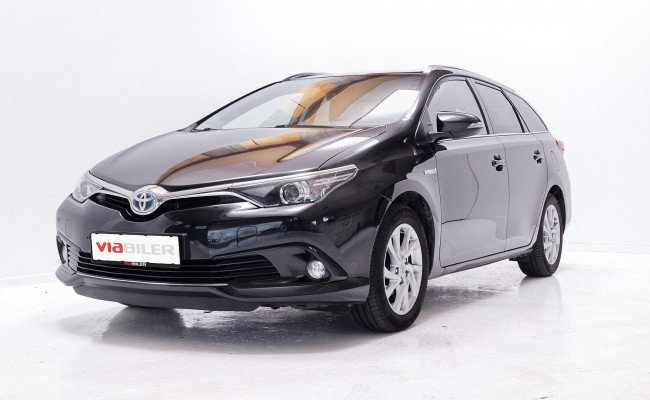 Toyota Auris 1.8 Hybrid Touring Sports BC39336