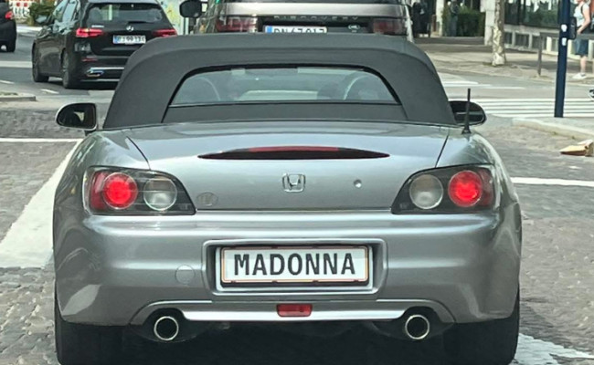 Honda S 2000 Uoplyst MADONNA